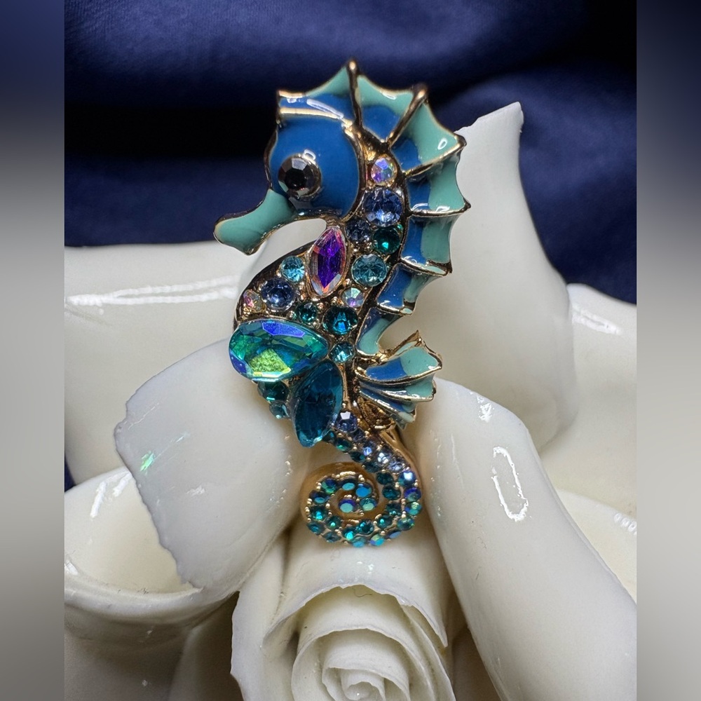 Brooch Seahorse Gold Colorful Rhinestones Pin